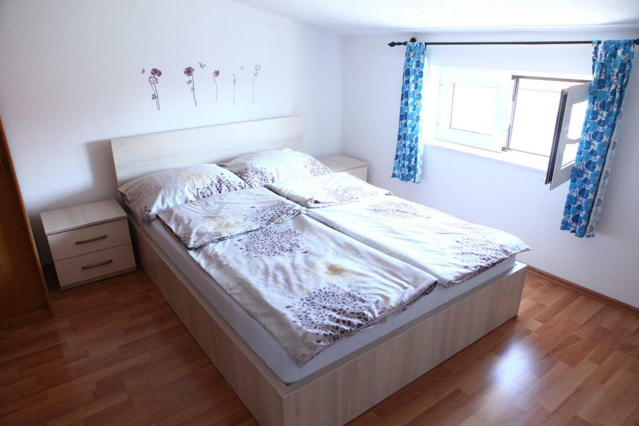 Apartmani Petricevic Водице Экстерьер фото
